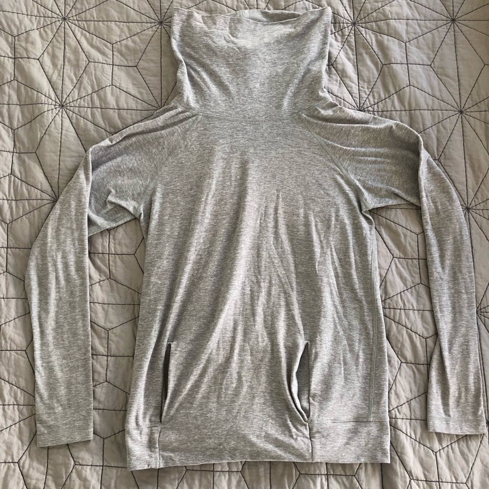 Lululemon loose turtle neck long pullover